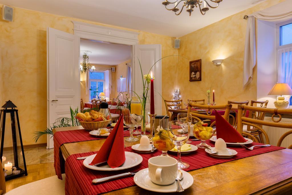 Moselhotel Ludwigs Kowerich Экстерьер фото