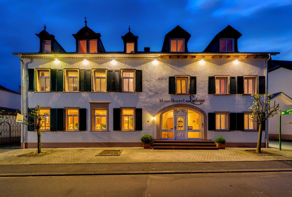 Moselhotel Ludwigs Kowerich Экстерьер фото
