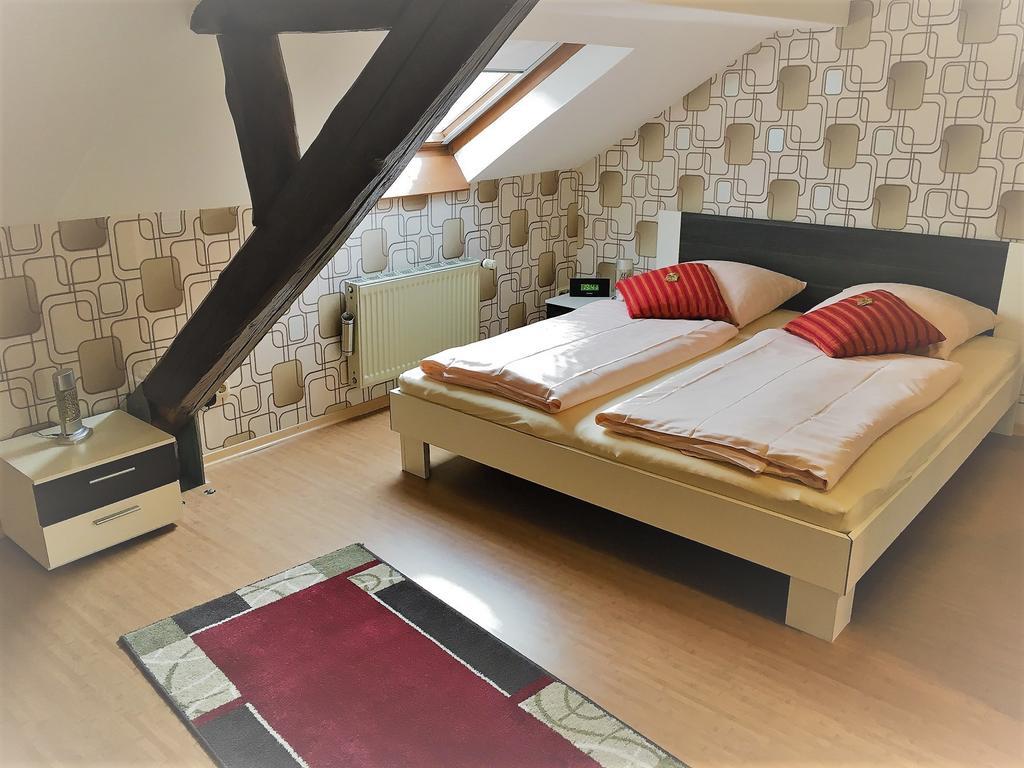 Moselhotel Ludwigs Kowerich Экстерьер фото